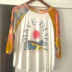 I am selling a cute long sleeve shirt from california!!!!